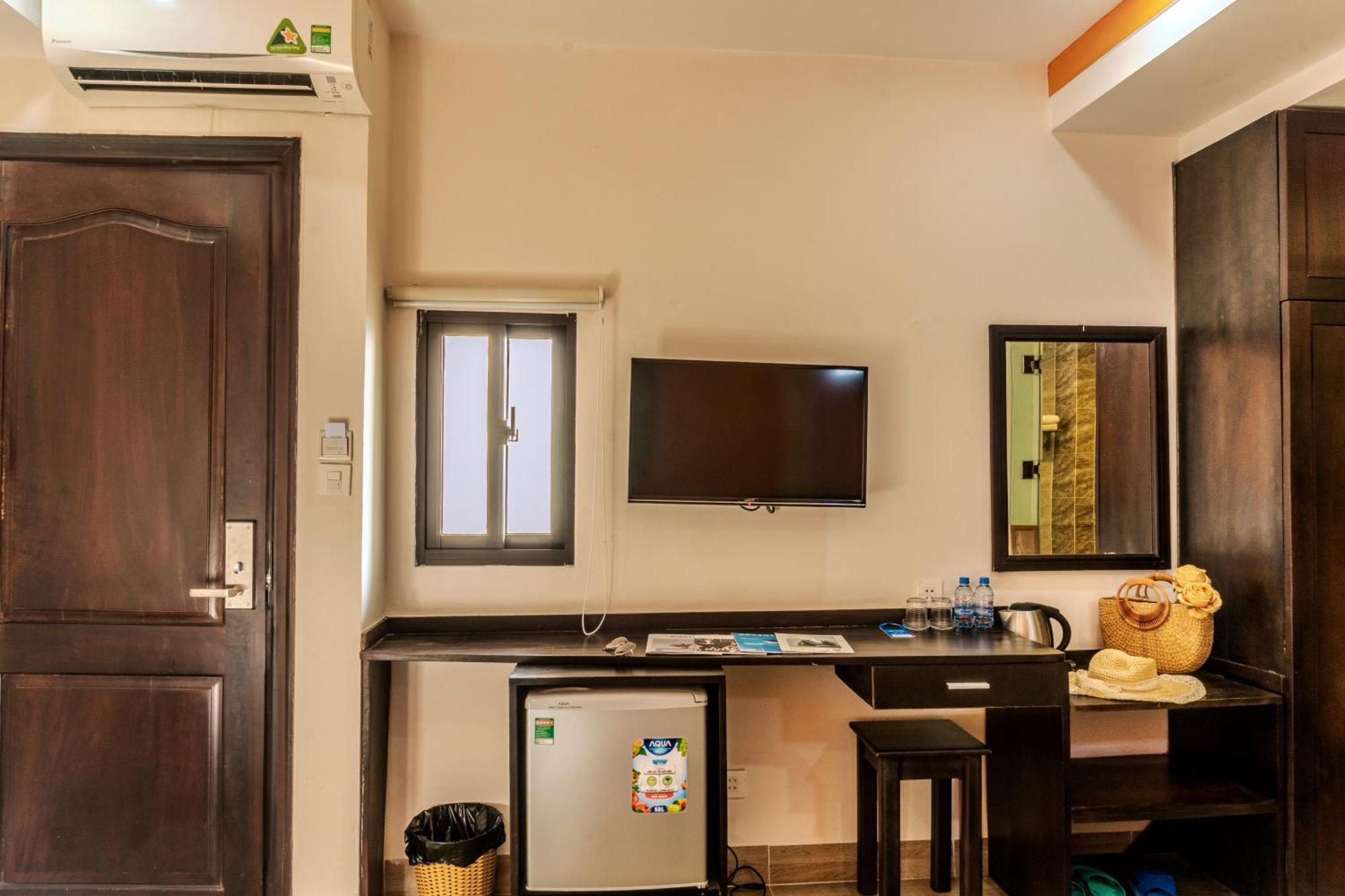 Melyna Hotel Nha Trang Beach Eksteriør billede